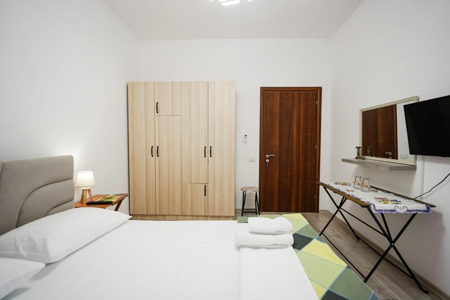 View City Apartments Gjirokaster Luaran gambar